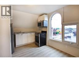 76 WENTWORTH Street S - 30