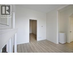 76 WENTWORTH Street S - 5