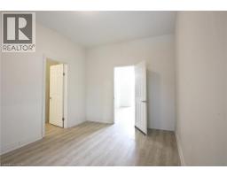 76 WENTWORTH Street S - 9