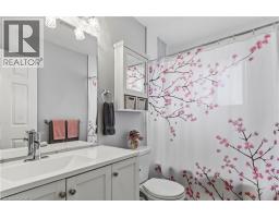 605 GREY Street - 14