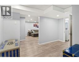 605 GREY Street - 22