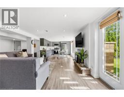 1648 CREDITON Parkway - 26