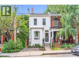 76 PEARL Street N - 1