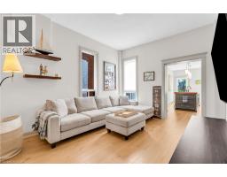 76 PEARL Street N - 14