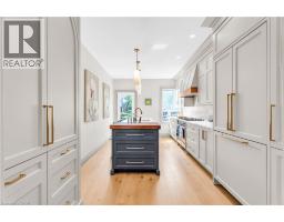 76 PEARL Street N - 16