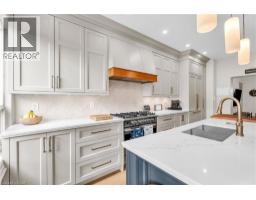 76 PEARL Street N - 25