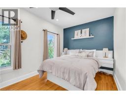 76 PEARL Street N - 34