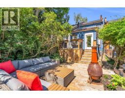 76 PEARL Street N - 48