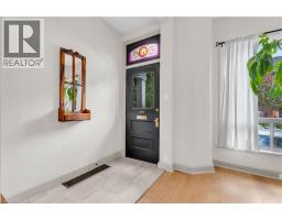 76 PEARL Street N - 6