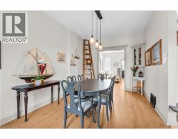 76 PEARL Street N - 9