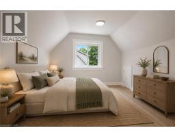 651 DUNDAS Street S - 15