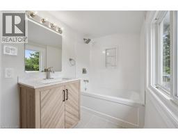 651 DUNDAS Street S - 17