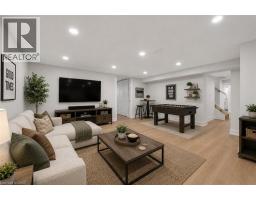 651 DUNDAS Street S - 19
