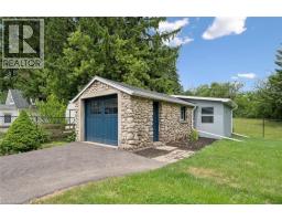 651 DUNDAS Street S - 29