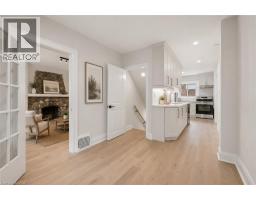 651 DUNDAS Street S - 9