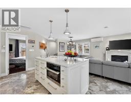11 PEEL Street - 15