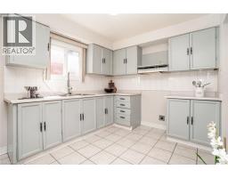 15 CRESSWELL Drive - 13