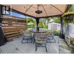 216 SUMMERHILL Avenue - 23