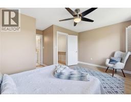 2420 RAVINEBROOK Crescent - 24