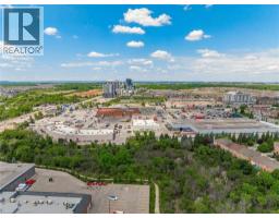 2420 RAVINEBROOK Crescent - 48