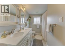 127 STRATHCONA Crescent - 22