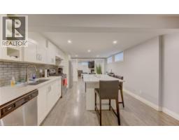 127 STRATHCONA Crescent - 31