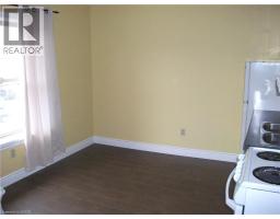 947 MAIN Street E - 11