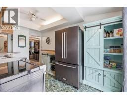 144 CAMPBELL Avenue - 17
