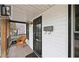 144 CAMPBELL Avenue - 4