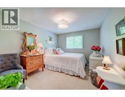 469 WESTVALE Drive - 23