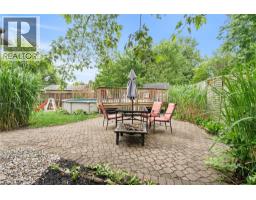 38 KILLINS Street - 12