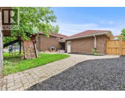 38 KILLINS Street - 14