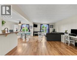 38 KILLINS Street - 18