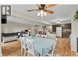 38 KILLINS Street - 19
