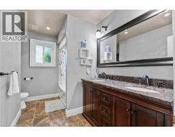 38 KILLINS Street - 24