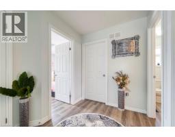 264 VINCENT Drive - 20