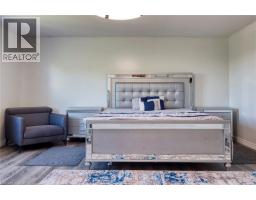 264 VINCENT Drive - 27