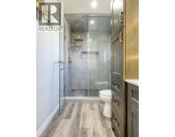 264 VINCENT Drive - 30