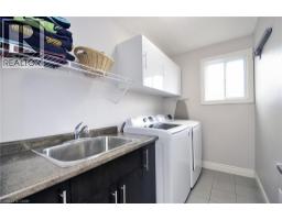 3 LOCKWOOD Street - 32