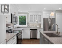 258 LYNDEN Road - 12