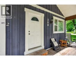 258 LYNDEN Road - 24