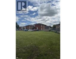 26 CARNABY Crescent - 13