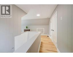 38 SYDNEY Street N - 21