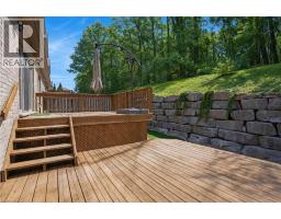 227 CHESTNUT HILL Crescent - 35