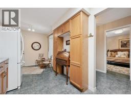 658 ELLESMERE Court - 10