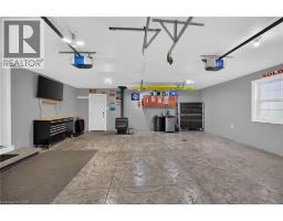 2885 HALDIMAND ROAD 9 - 33