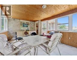 176 SANDFORD FLEMING Drive - 22