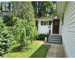 122 TEMPERANCE Street W - 3