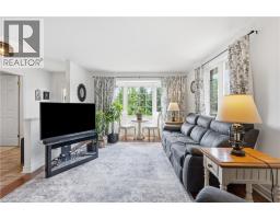 12 SCHNEIDER Drive - 11