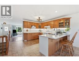 12 SCHNEIDER Drive - 16